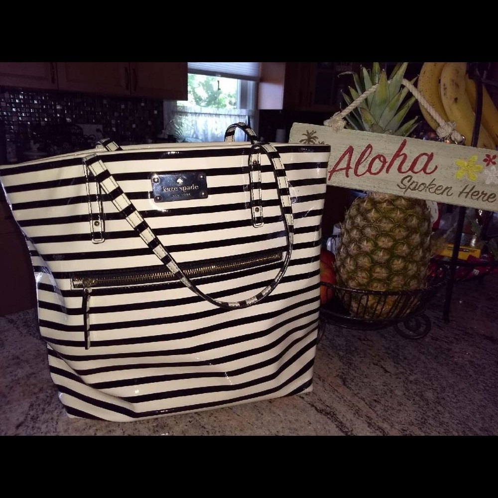 Kate spade tote bag